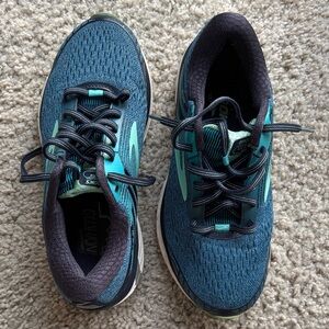 Brooks Women's Teal and Black Athletic Running Shoes
